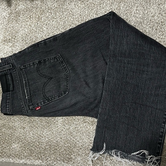 Levi wedgie straight size 30 jeans - Picture 7 of 7